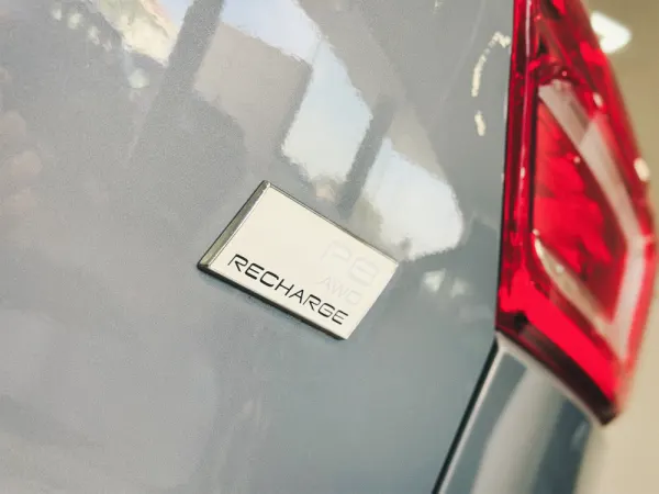 Volvo XC 40 Recharge Twin Ultimate 8