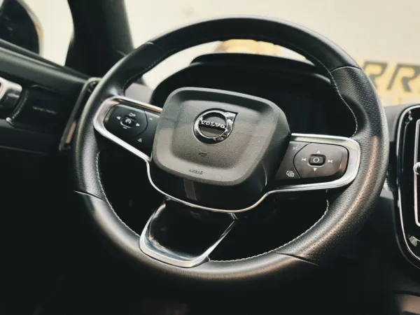 Volvo XC 40 Recharge Twin Ultimate 13