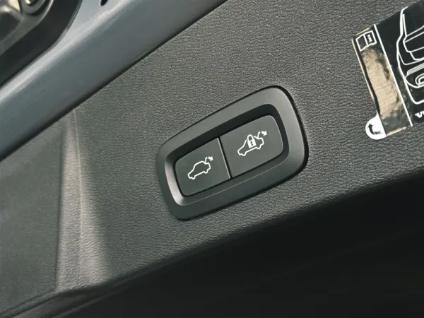 Volvo XC 40 Recharge Twin Ultimate 21