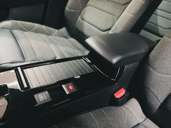 Citroën e-C4 50 kWh Shine 14