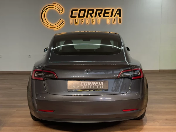 Tesla Model 3 Standard RWD Plus 4