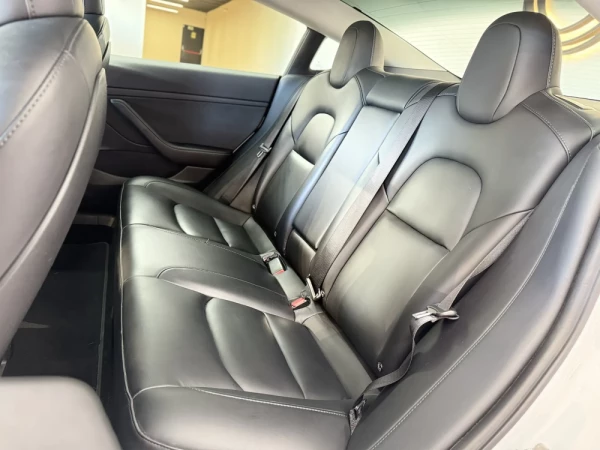 Tesla Model 3 Tração Traseira 11