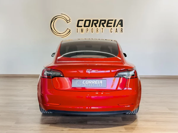 Tesla Model 3 Tração Traseira 4