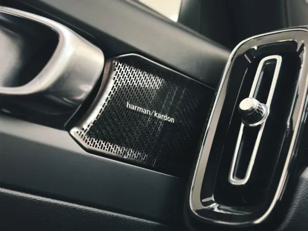 Volvo XC 40 Recharge Twin Ultimate 19