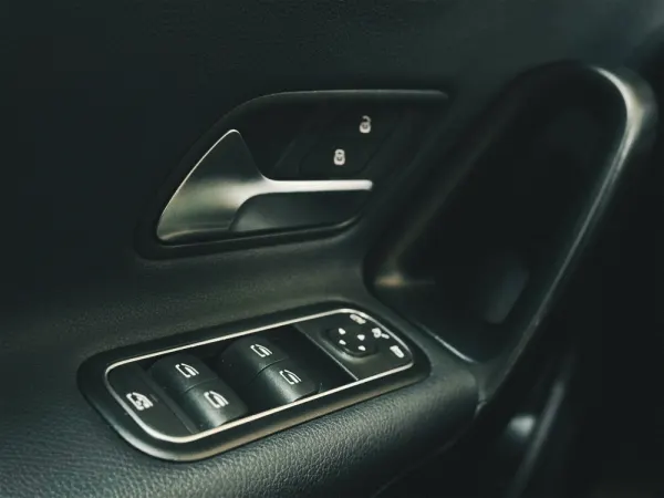 Mercedes-Benz CLA 180 21