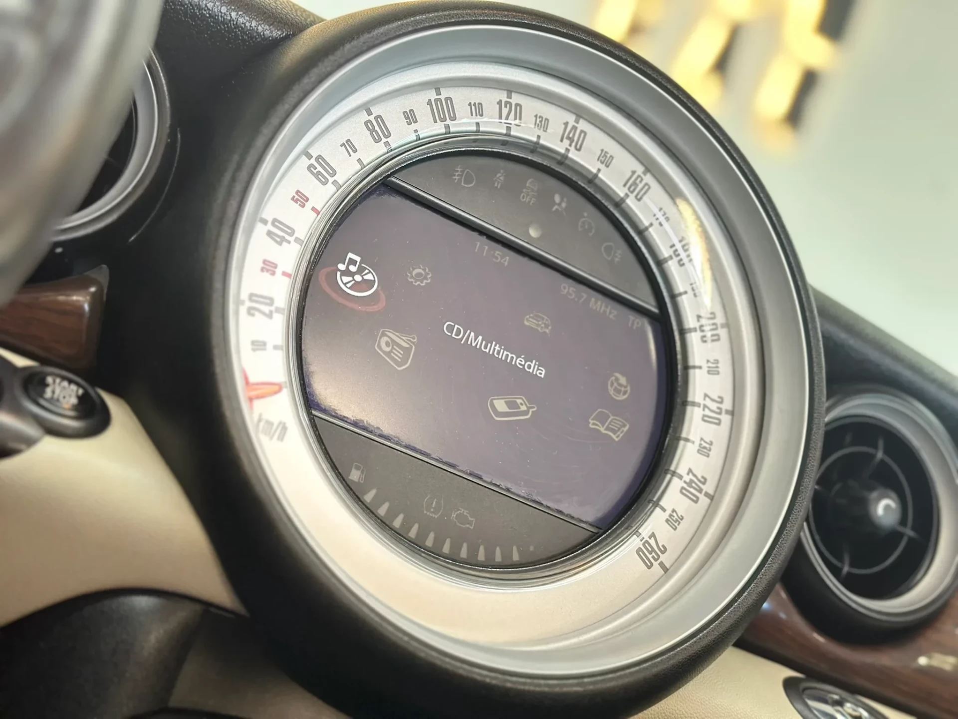 MINI Cabrio Cooper D 29