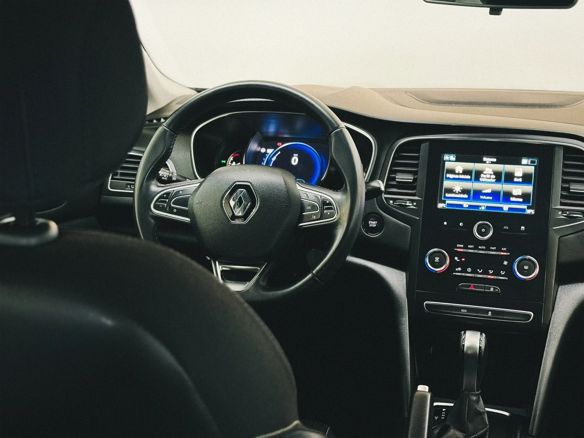 Renault Mégane 1.5 Blue dCi Intens EDC 9