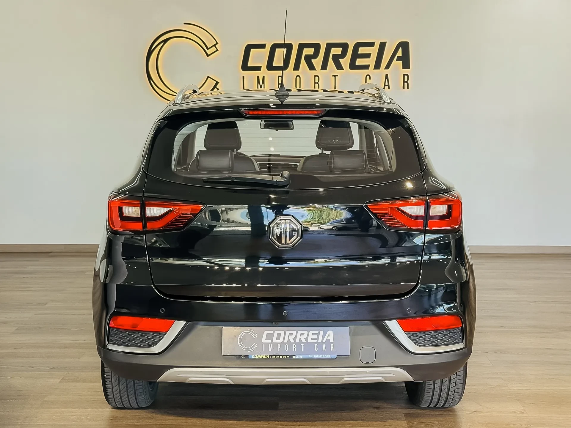 MG ZS 44.5 kWh Luxury 4