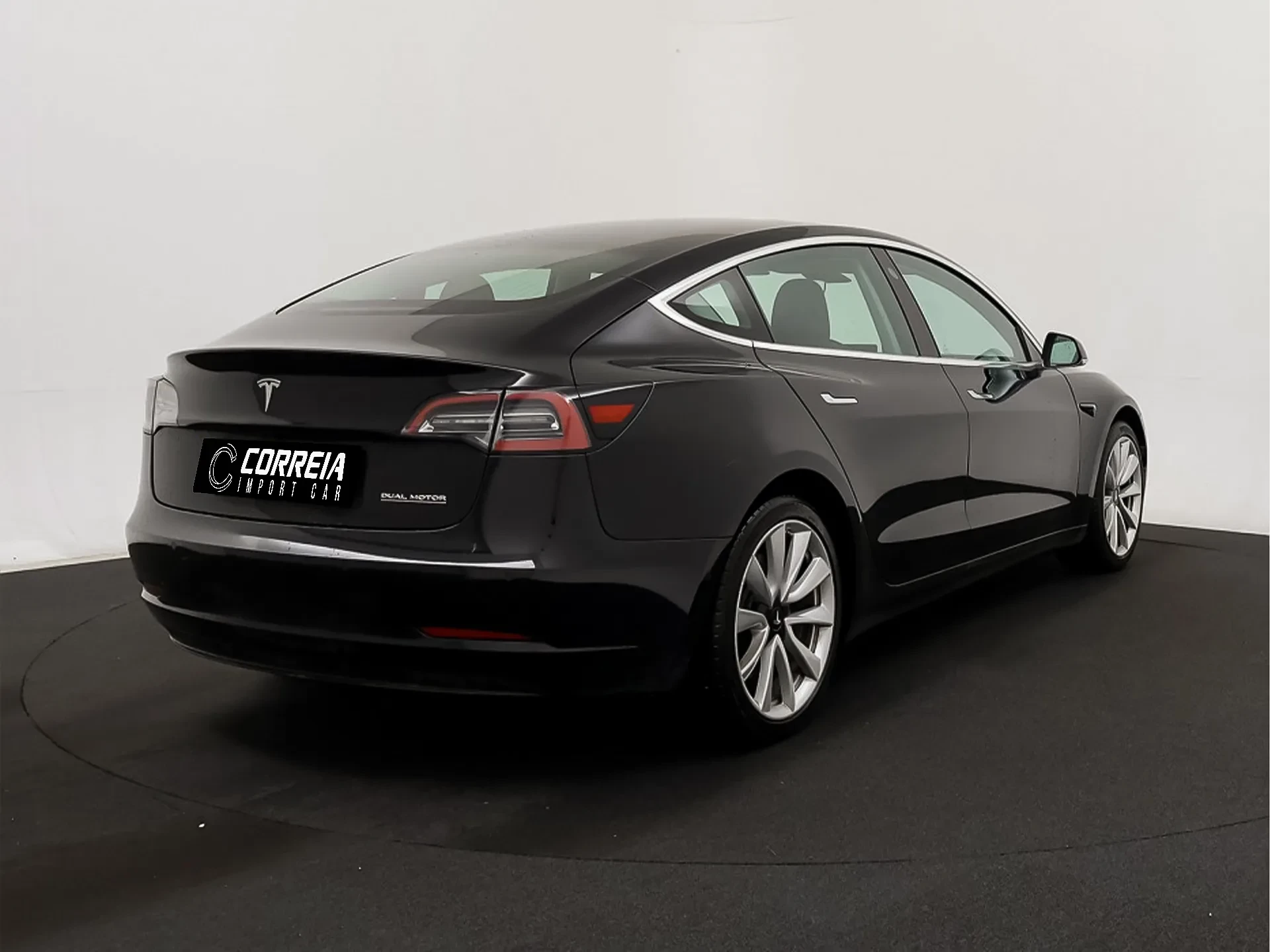 Tesla Model 3 Standard Range Plus RWD 2