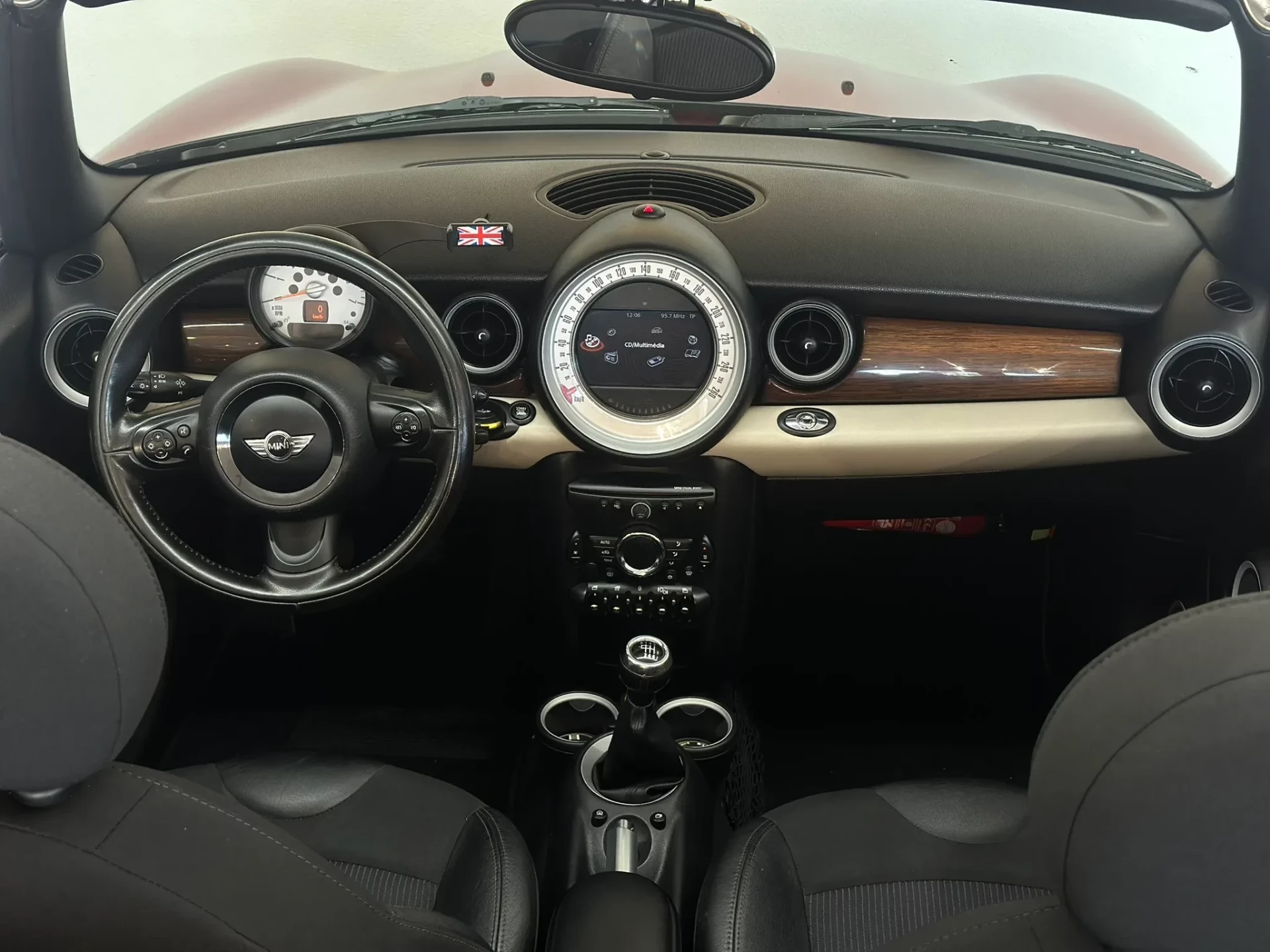 MINI Cabrio Cooper D 17