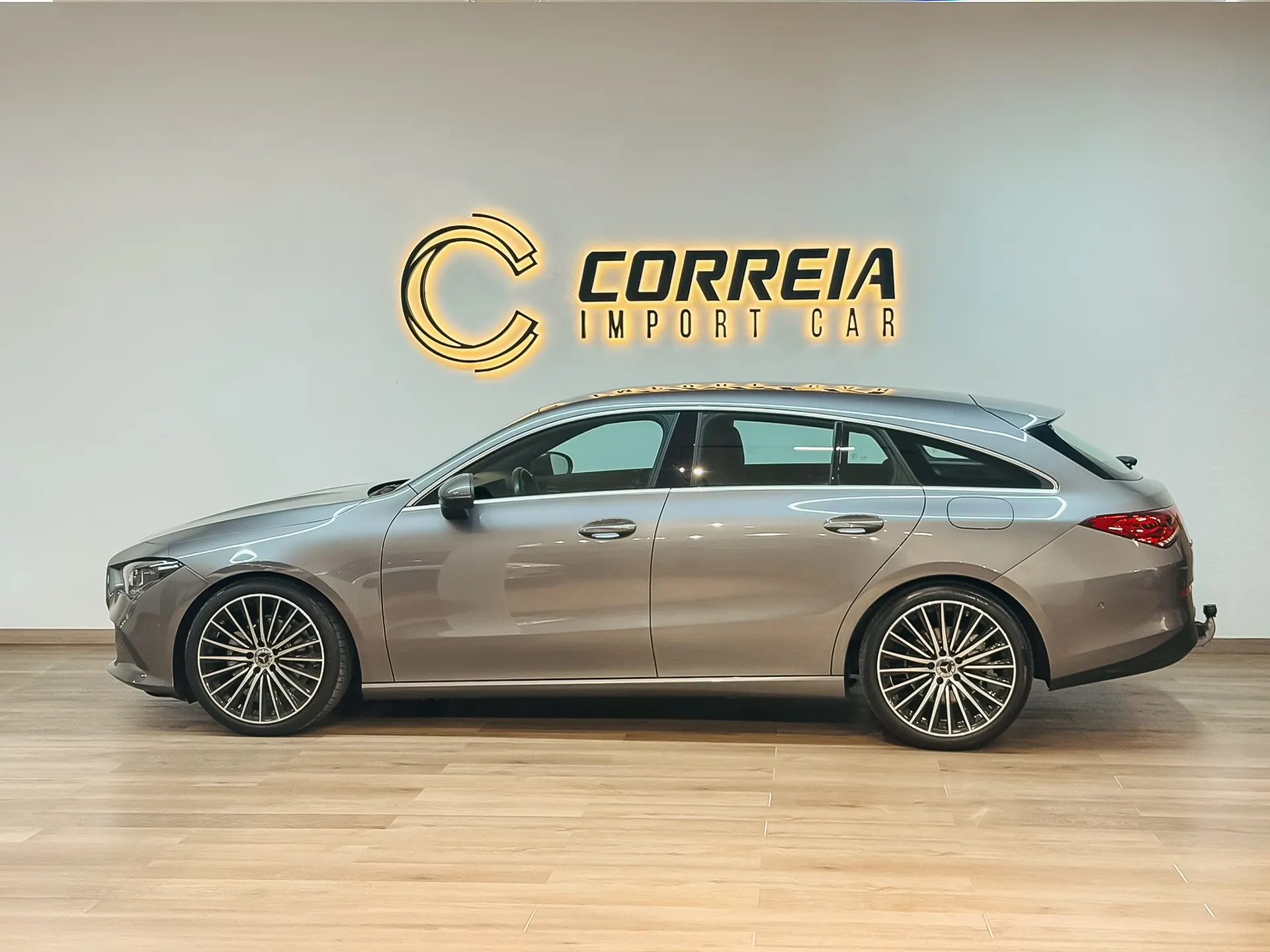 Mercedes-Benz CLA 180 6