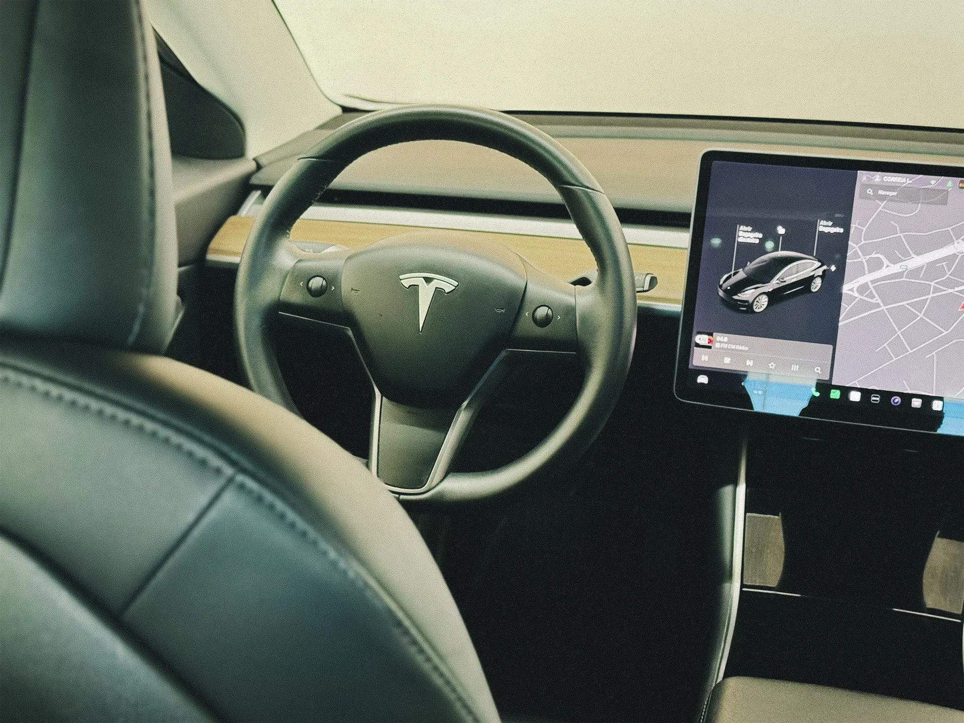 Tesla Model 3 Long-Range Dual Motor AWD 8