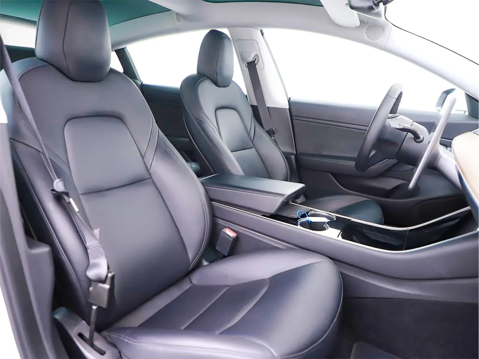 Tesla Model 3 Long-Range Dual Motor AWD 8