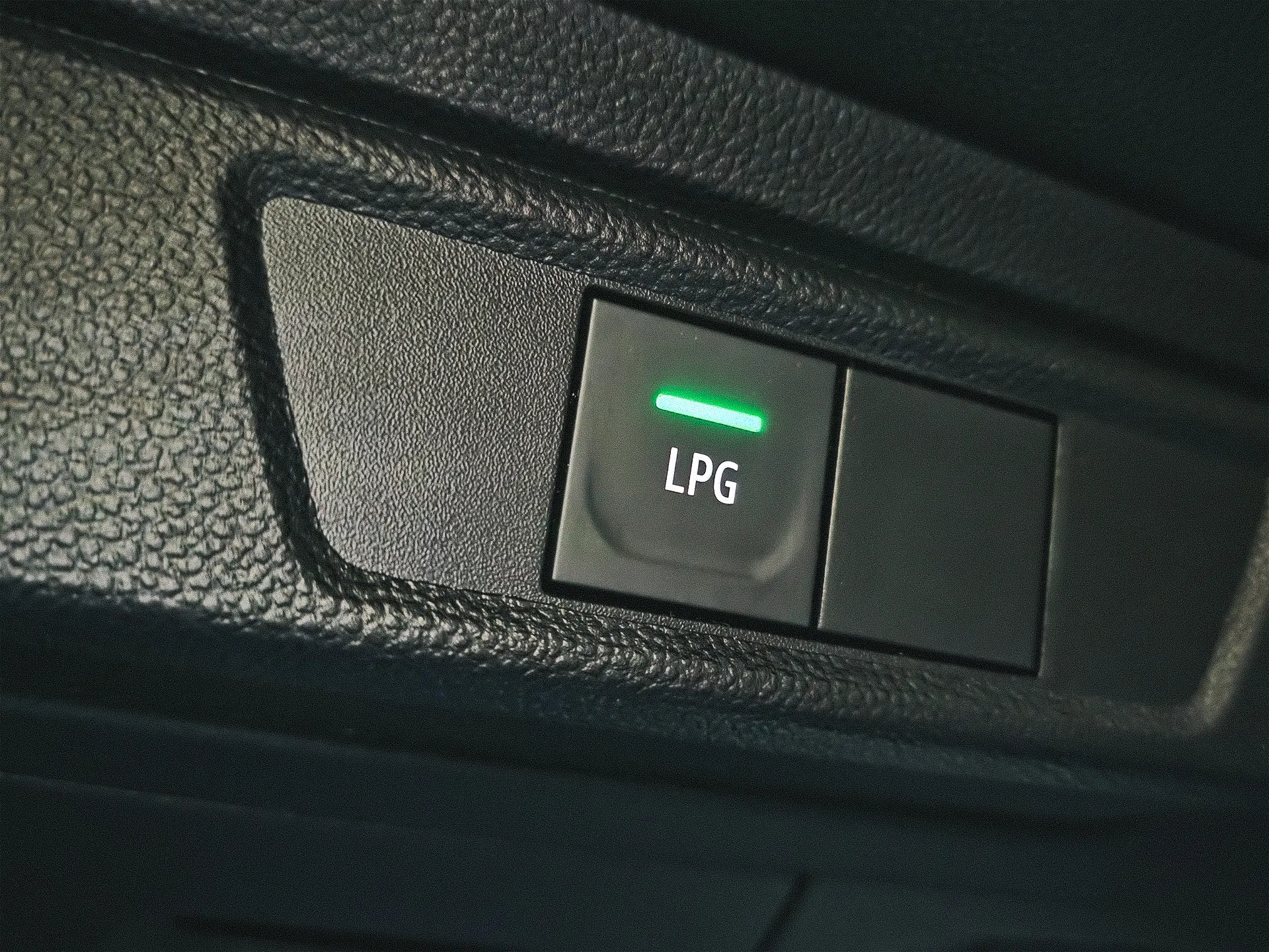 Dacia Jogger 1.0 ECO-G Extreme 7L Bi-Fuel 20