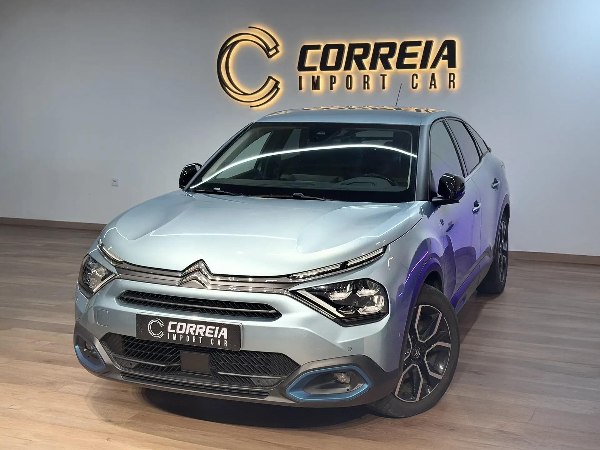 Citroen e-C4 X 1