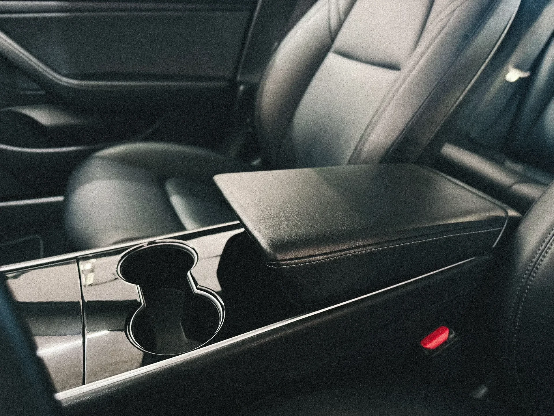 Tesla Model 3 Long-Range Dual Motor AWD 12