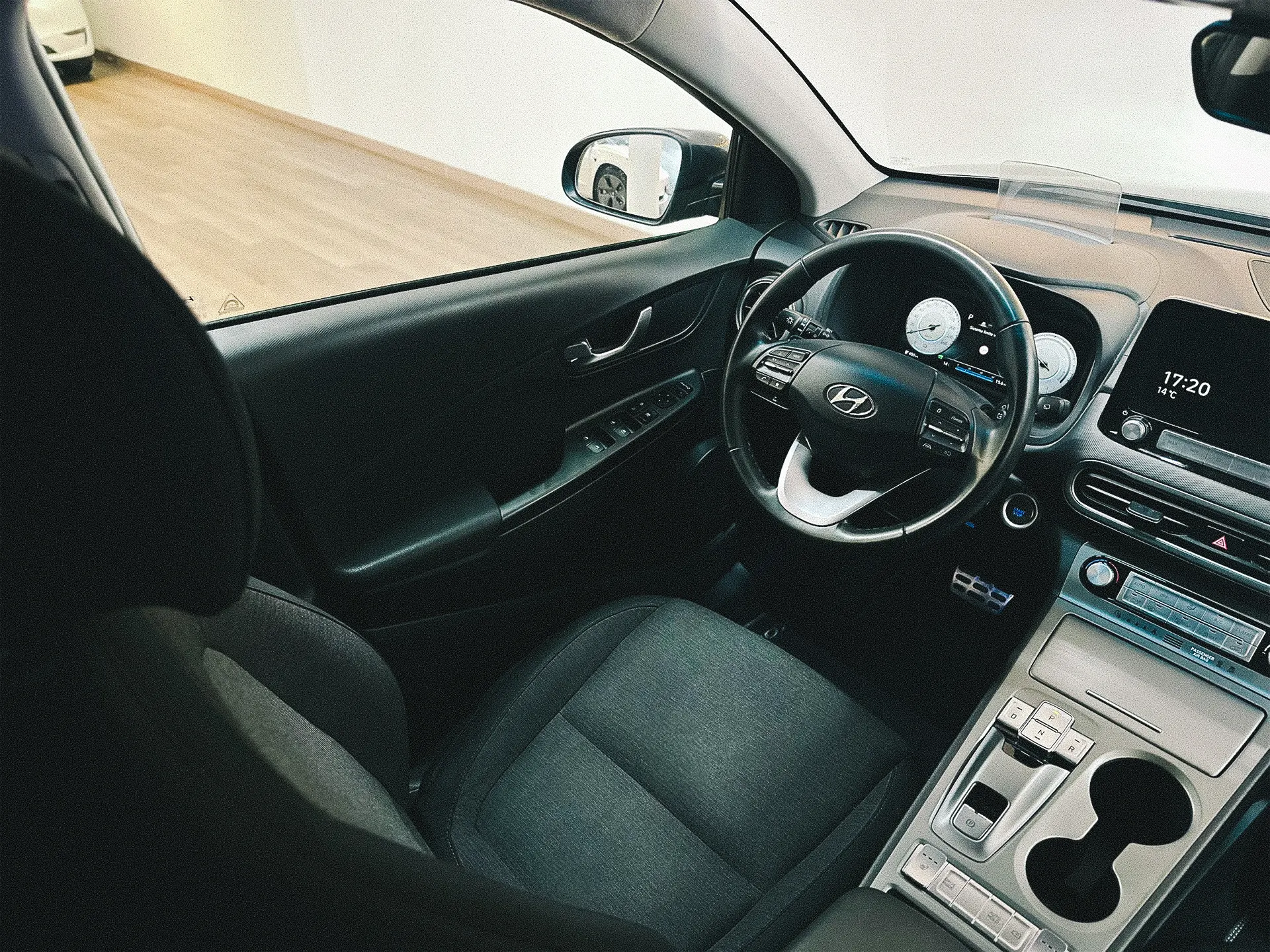 Hyundai Kauai EV 64 kWh Premium 9