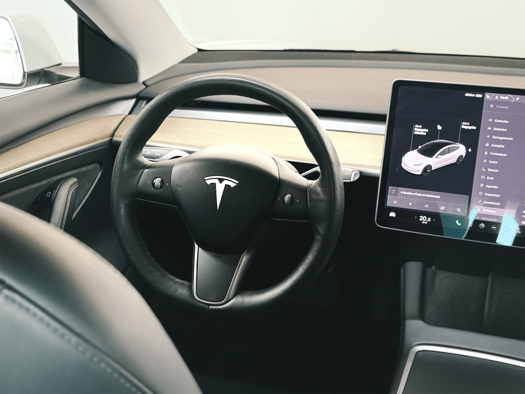 Tesla Model 3 Tração Traseira 11