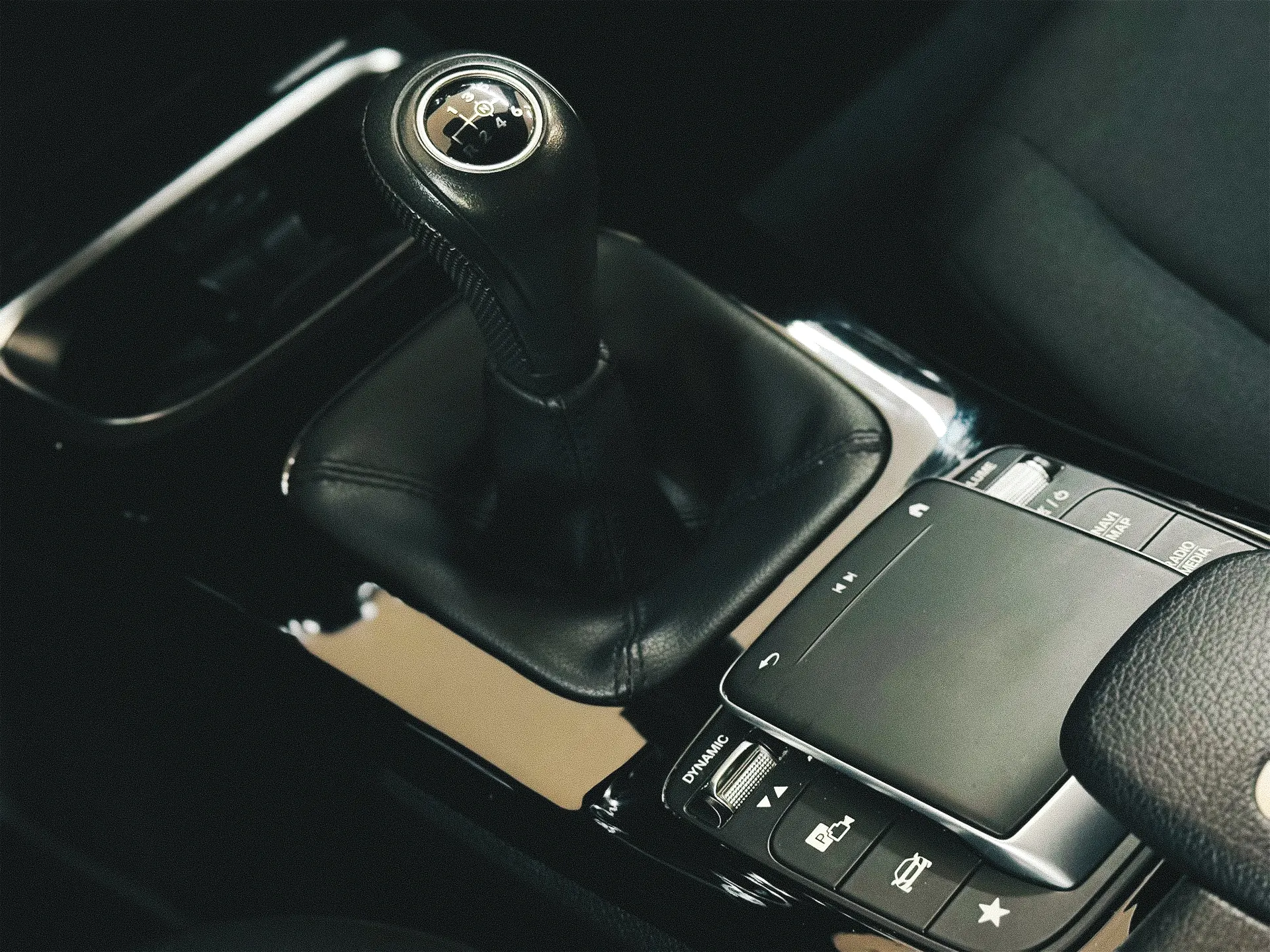 Mercedes-Benz CLA 180 17