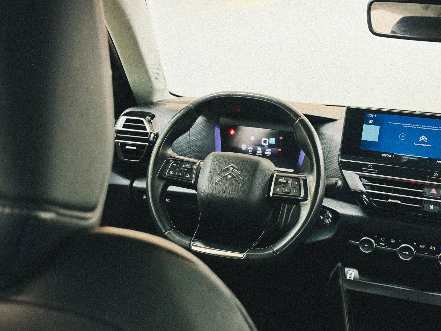 Citroën e-C4 50 kWh Shine 11