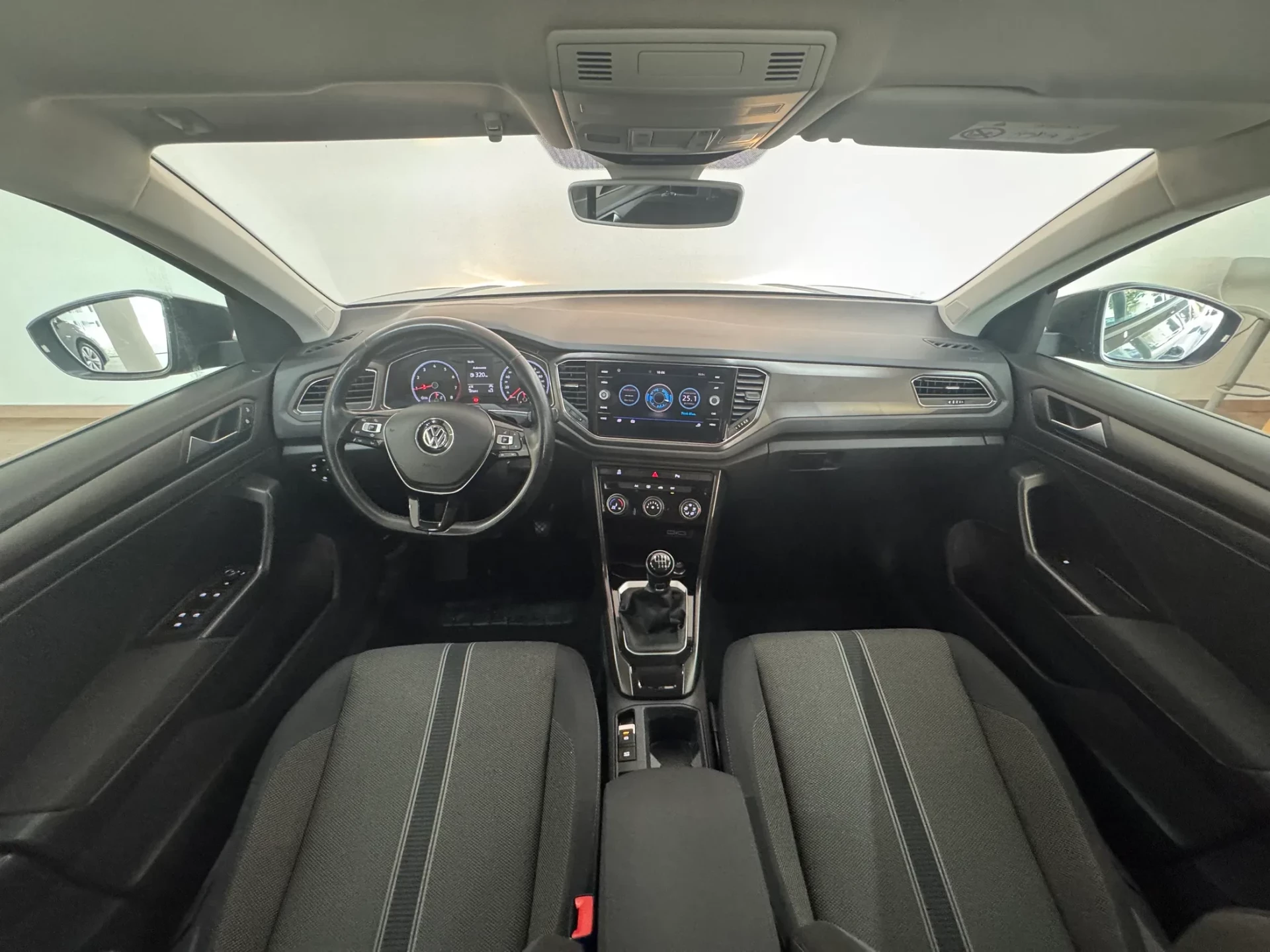 Volkswagen T-Roc 1.0 TSI Style 5