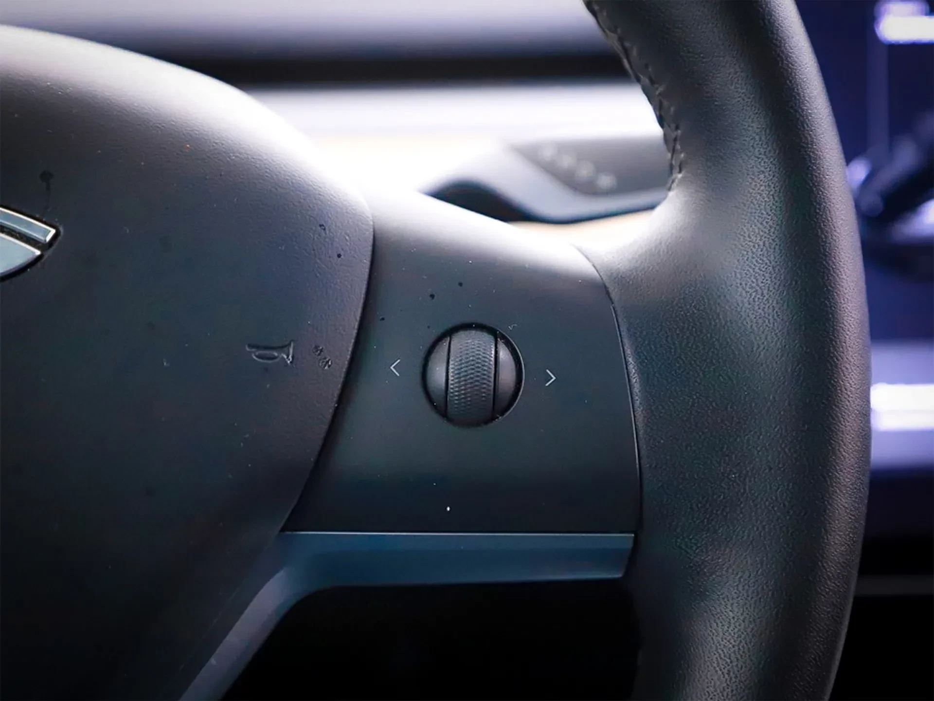 Tesla Model 3 Standard Range Plus RWD 5