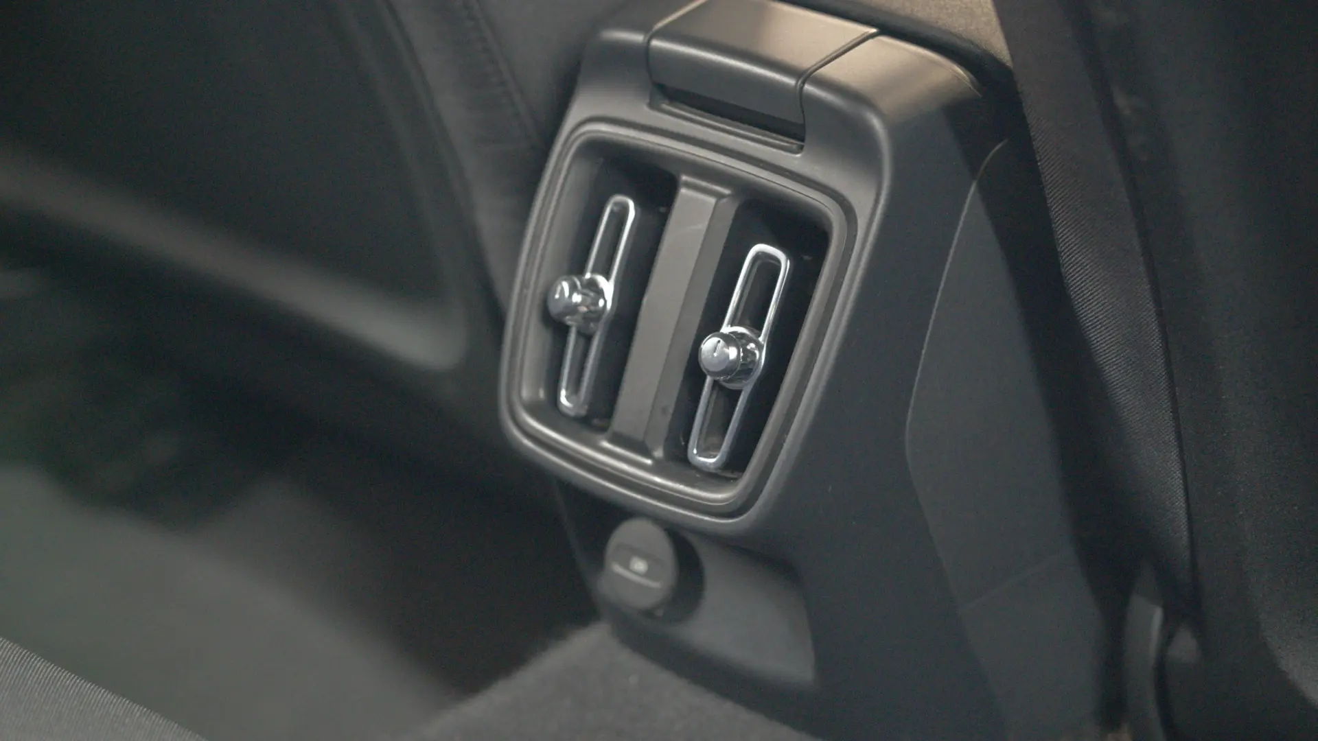 Polestar 2 Single Motor 64kWh 8