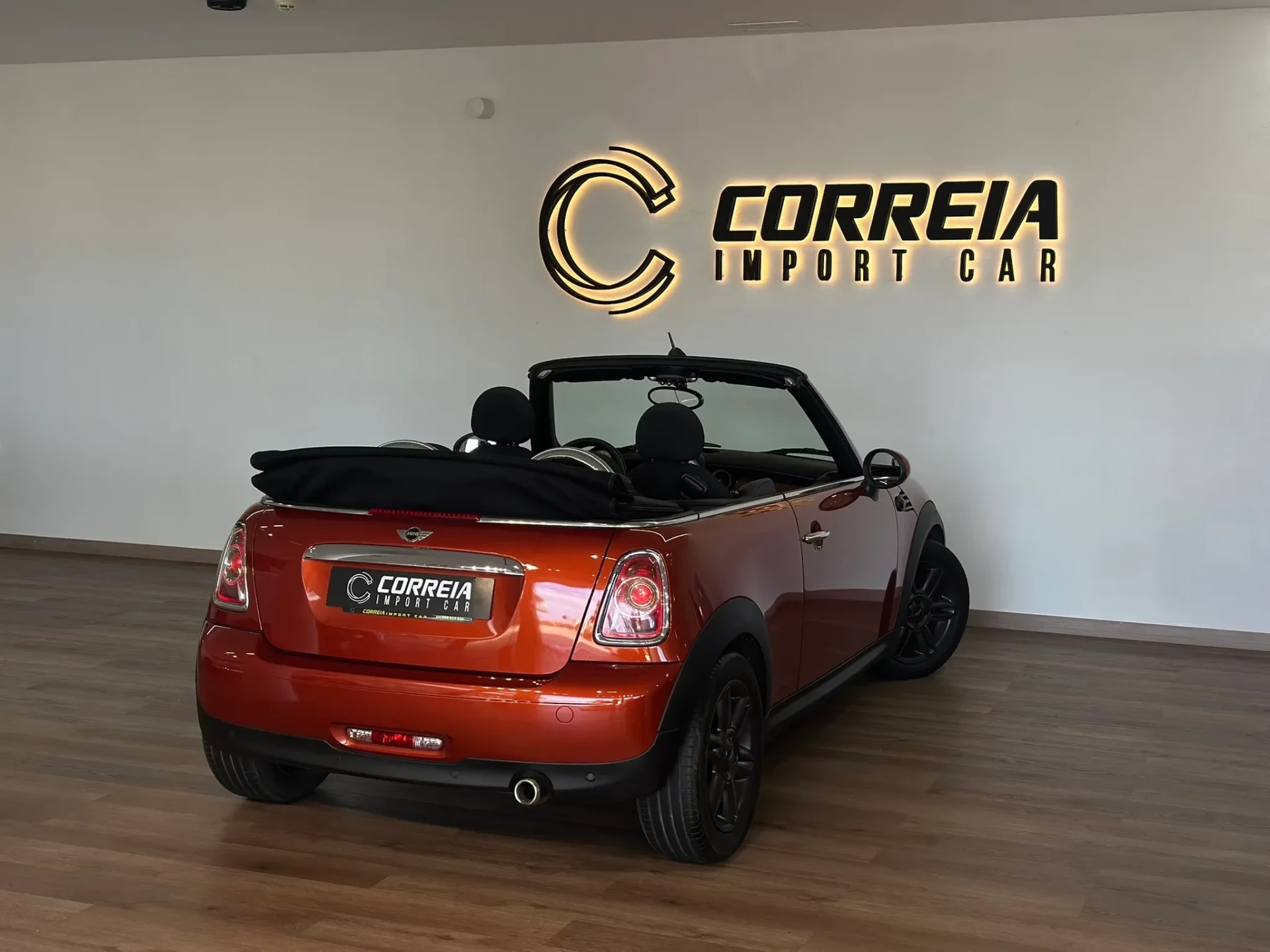 MINI Cabrio Cooper D 4