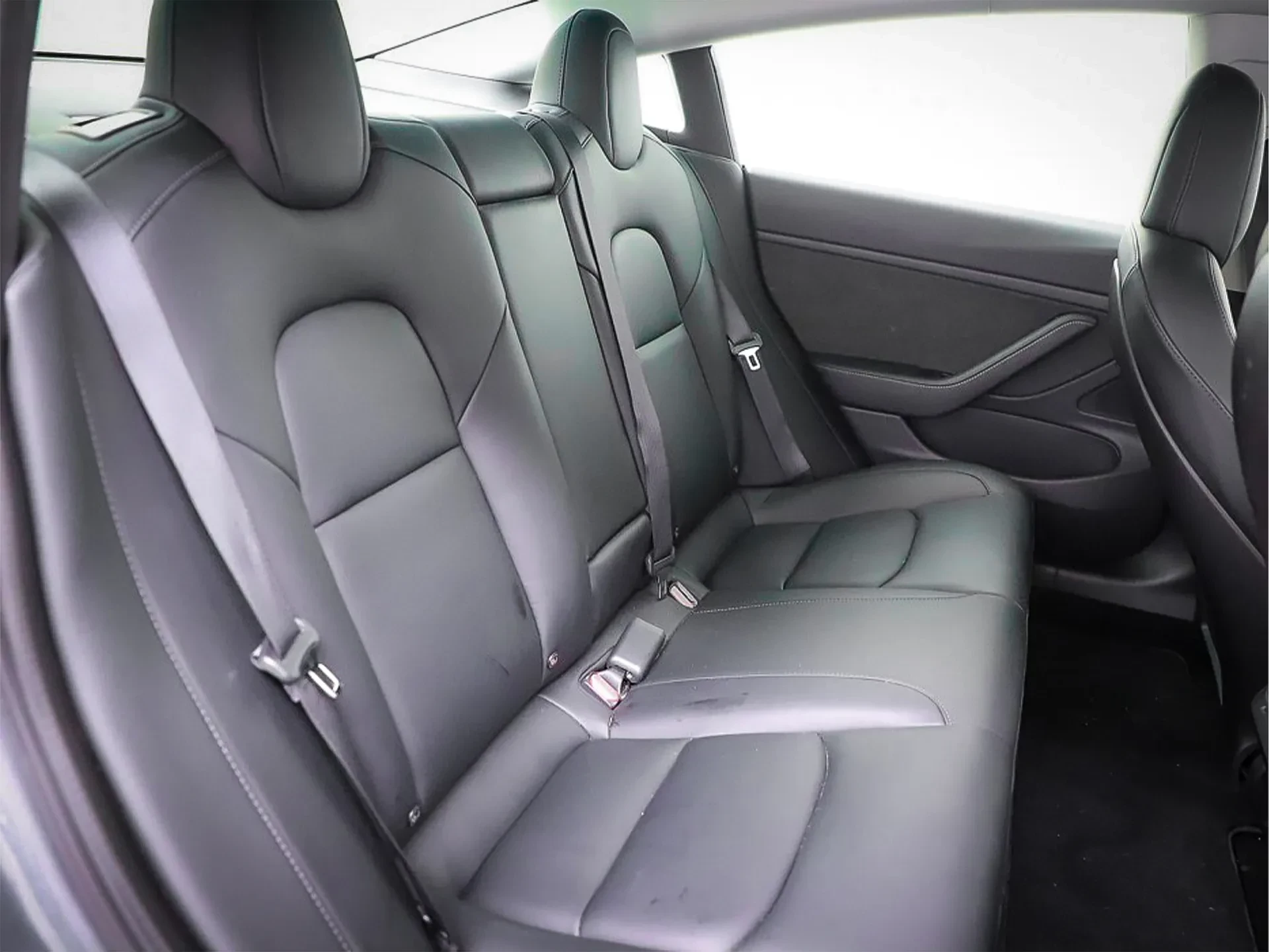 Tesla Model 3 Long-Range Dual Motor AWD 7