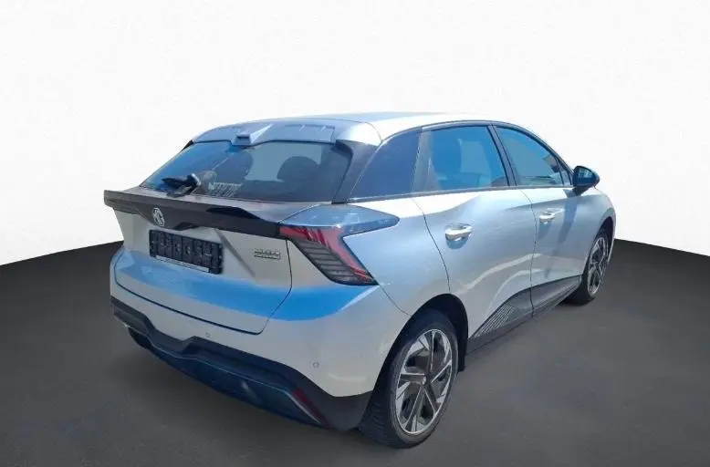 MG MG4 51 kWh Standard 3
