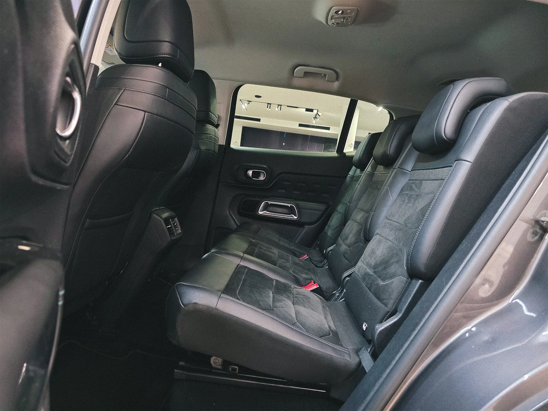 Citroën C5 Aircross 1.5 BlueHDi Shine J19 EAT8 15