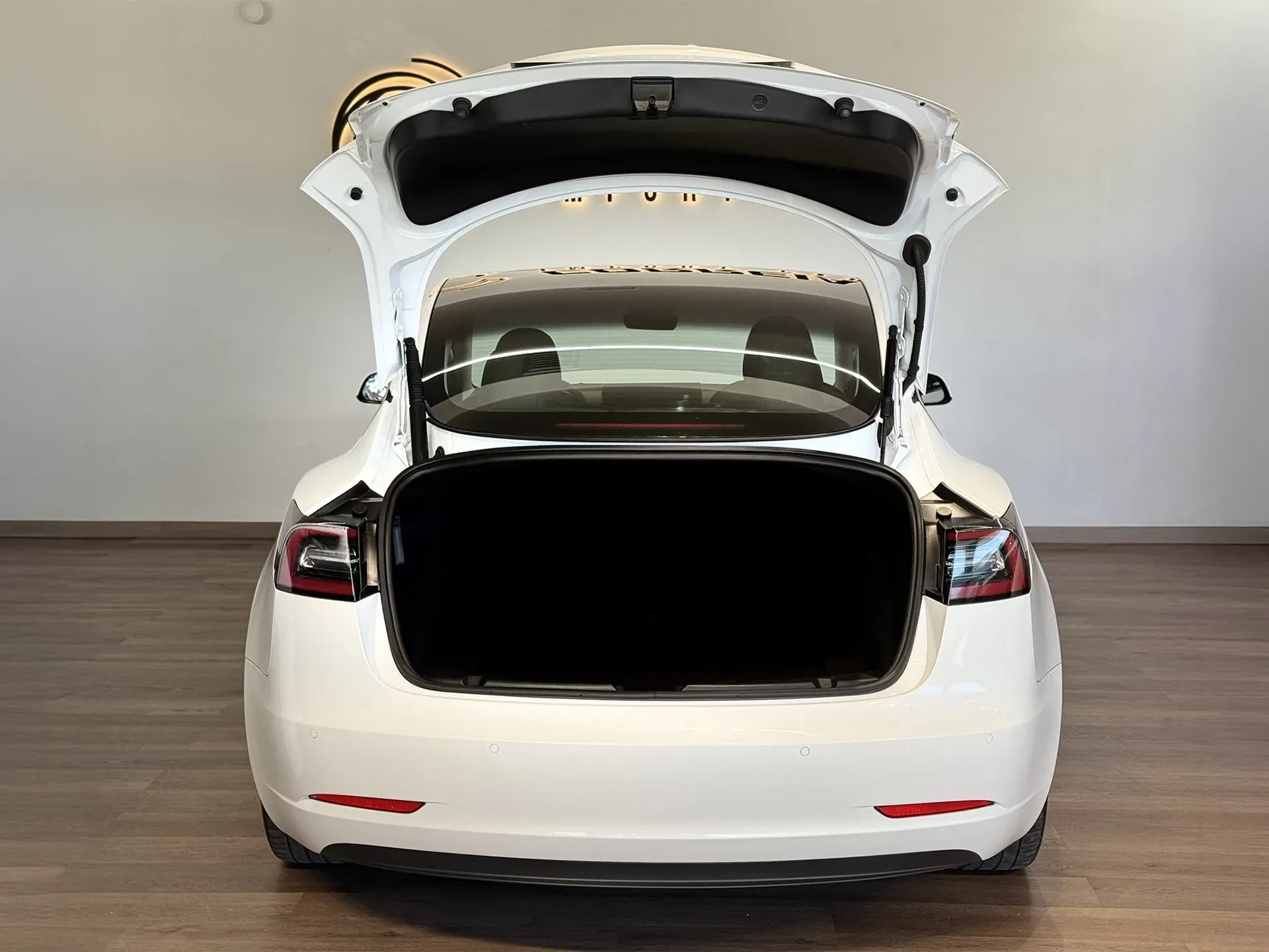 Tesla Model 3 Tração Traseira 4