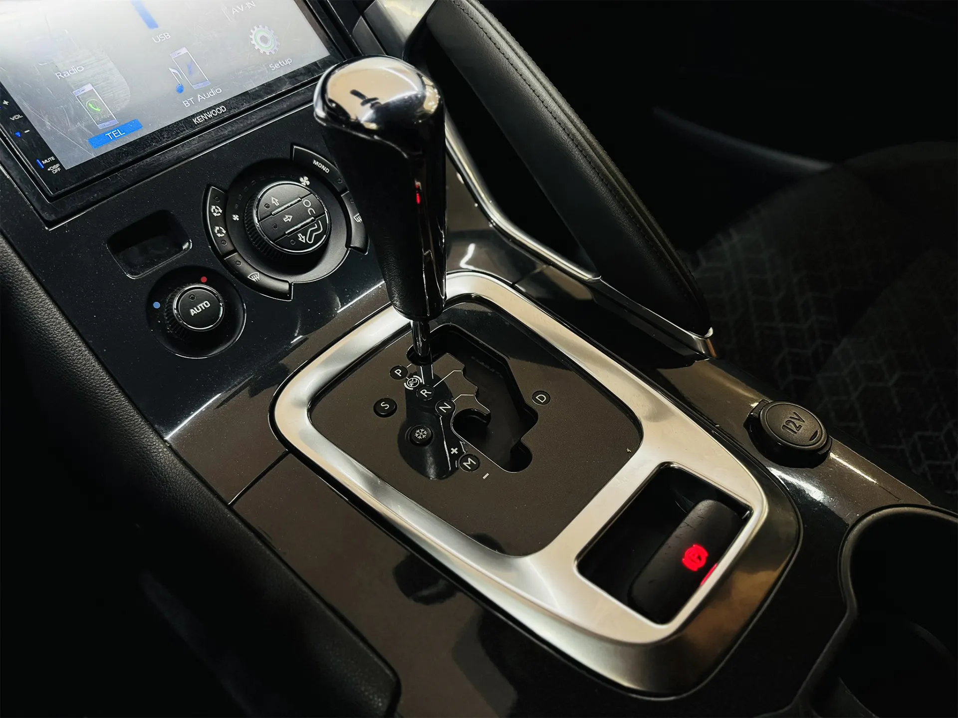 Peugeot 3008 1.6 BlueHDi Allure EAT6 13