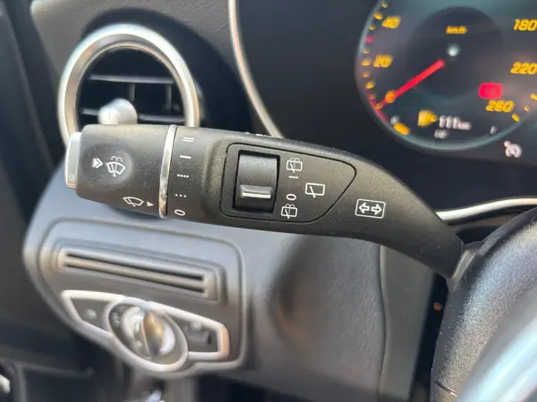 Mercedes-Benz GLC 300 e 4Matic 22