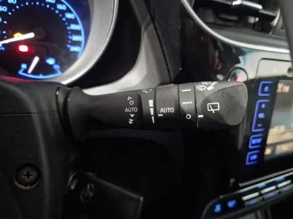 Toyota Auris Touring Sports 16