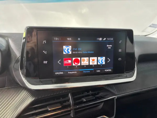 Peugeot 2008 1.2 PureTech Active 12