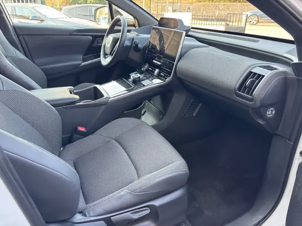 Toyota bZ4X 71,4 kWh Lounge 10
