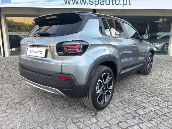 Jeep Avenger 54 kWh Summit 4