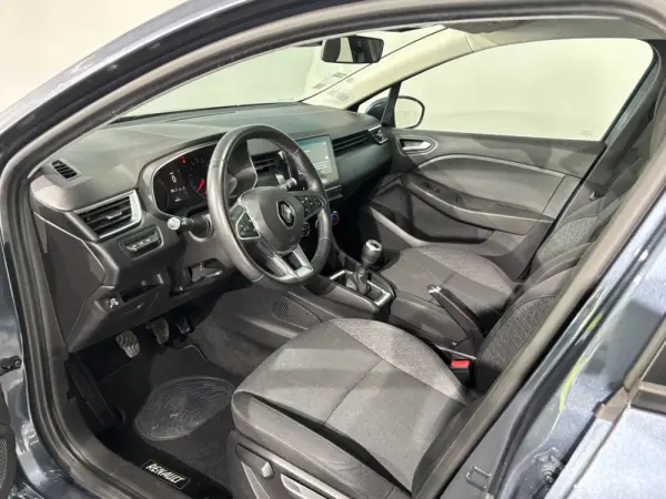 Renault Clio 1.0 TCe Intens Bi-Fuel 8