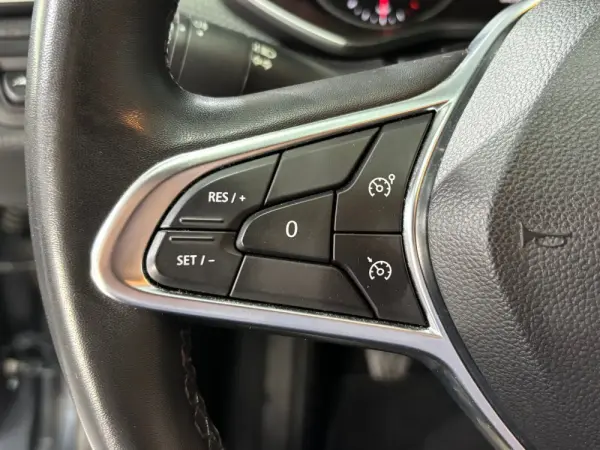 Renault Clio 1.0 TCe Intens Bi-Fuel 18