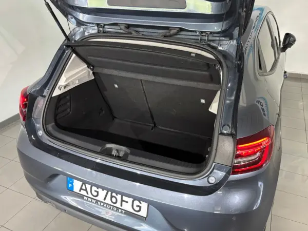 Renault Clio 1.0 TCe Intens Bi-Fuel 29