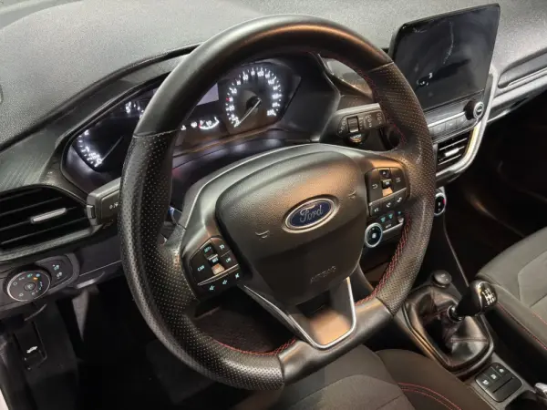 Ford Fiesta 1.0 EcoBoost ST-Line 16