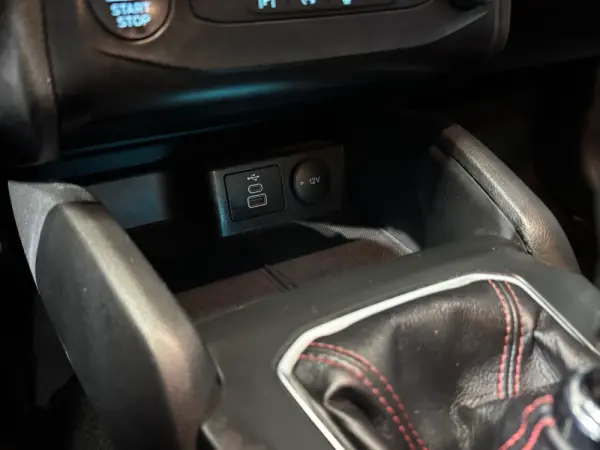 Ford Focus 1.0 EcoBoost MHEV ST-Line 15