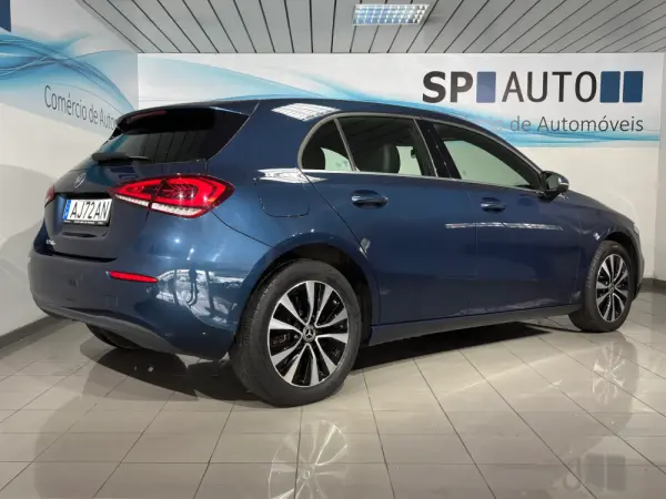 Mercedes-Benz A 250 e Style Plus 5