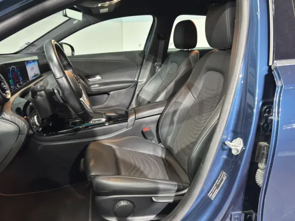 Mercedes-Benz A 250 e Style Plus 7