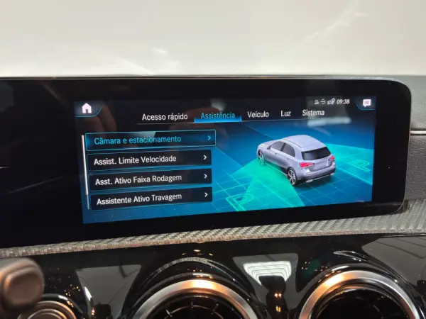 Mercedes-Benz A 250 e Style Plus 13