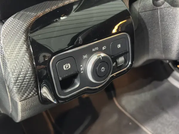 Mercedes-Benz A 250 e Style Plus 23