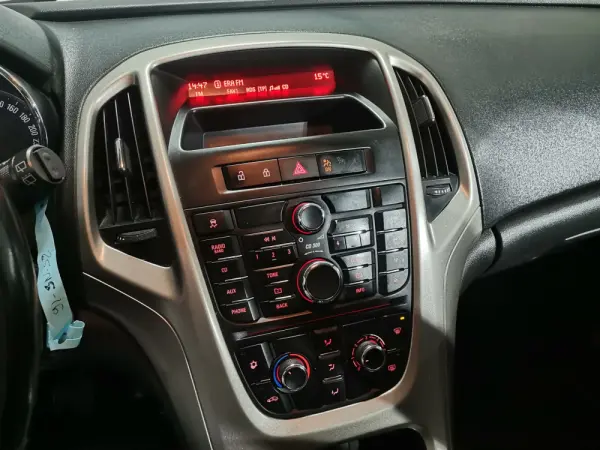 Opel Astra 1.3 CDTi Enjoy 11