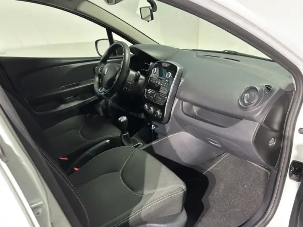 Renault Clio 1.5 dCi Zen 8