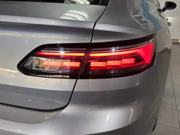 Volkswagen Arteon Shooting Brake 2.0 TDI R-Line DSG 28